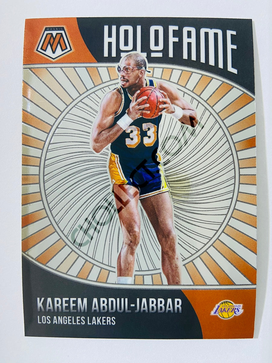 Kareem Abdul-Jabbar - Los Angeles Lakers 2020-21 Panini Mosaic HoloFame Insert #17