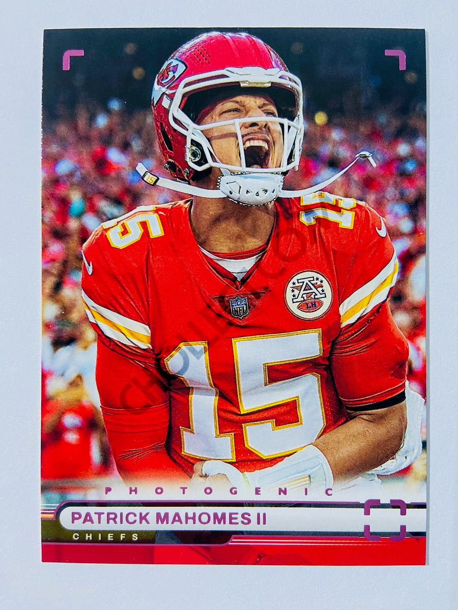 Patrick Mahomes Chronicles Pink - 2020 Panini Chronicles Football #47 Chiefs