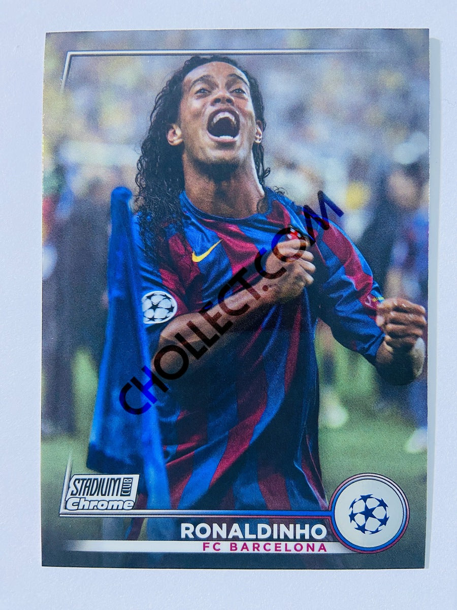 Ronaldinho - FC Barcelona 2022-23 Topps Stadium Club Chrome UEFA Club Competitions #10