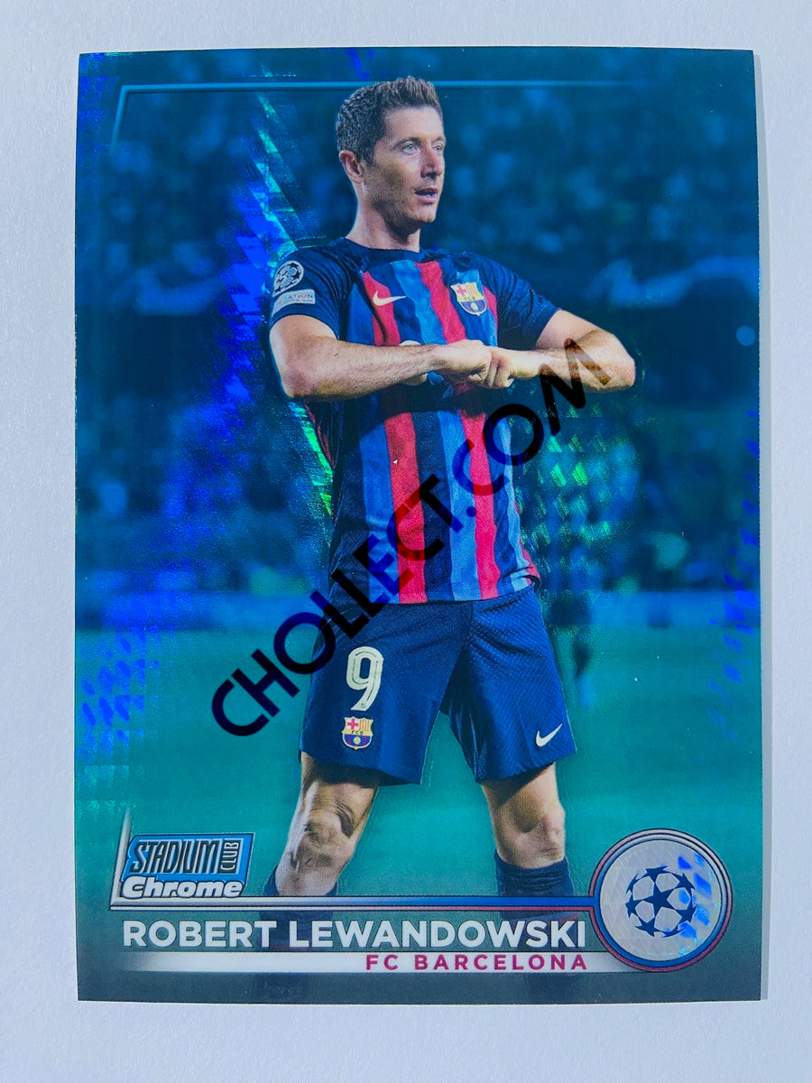 Robert Lewandowski - FC Barcelona 2022-23 Topps Stadium Club Chrome UEFA Club Competitions Blue Prism Parallel #99
