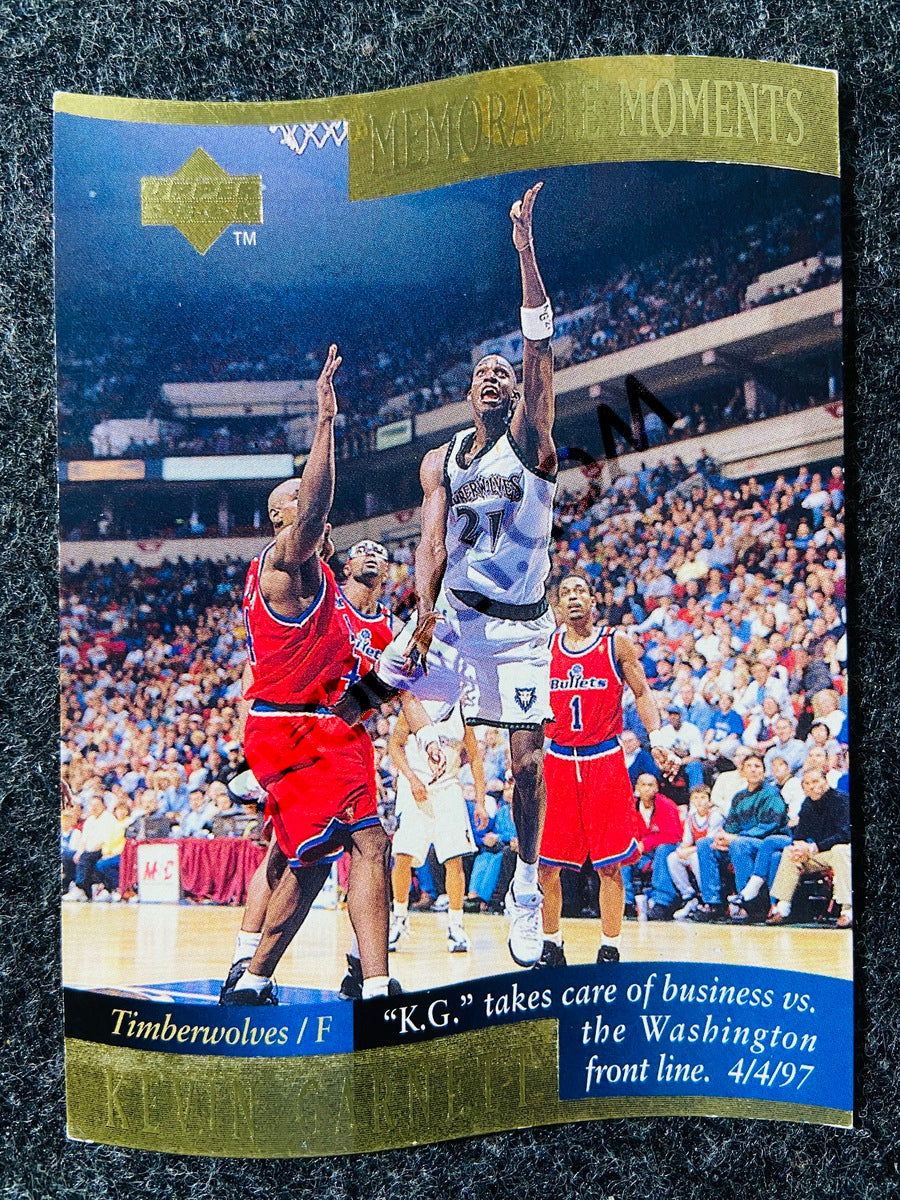 Kevin Garnett - Minnesota Timberwolves 1998 Upper Deck Memorable Moment #5