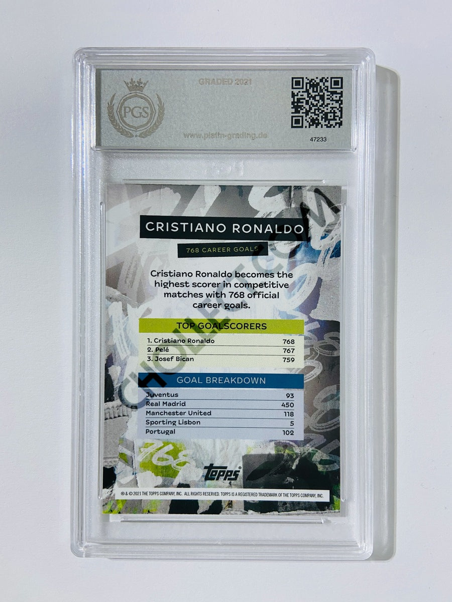 Cristiano Ronaldo - Juventus 2021 Topps 768 Career Goals (PGS 9) SN: 47233