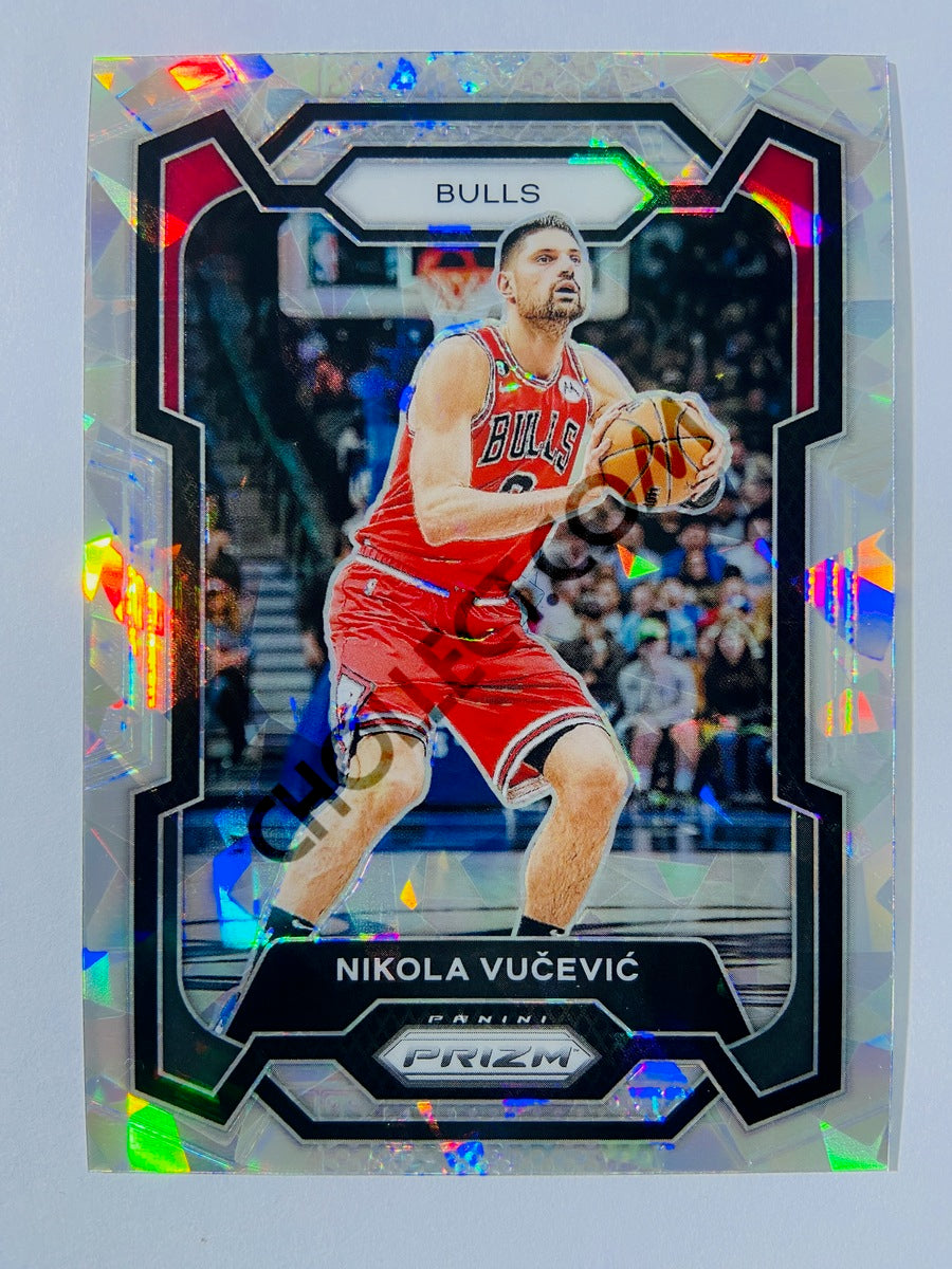 Nikola Vucevic – Chicago Bulls 2023-24 Panini Prizm Cracked Ice Prizm Parallel #87