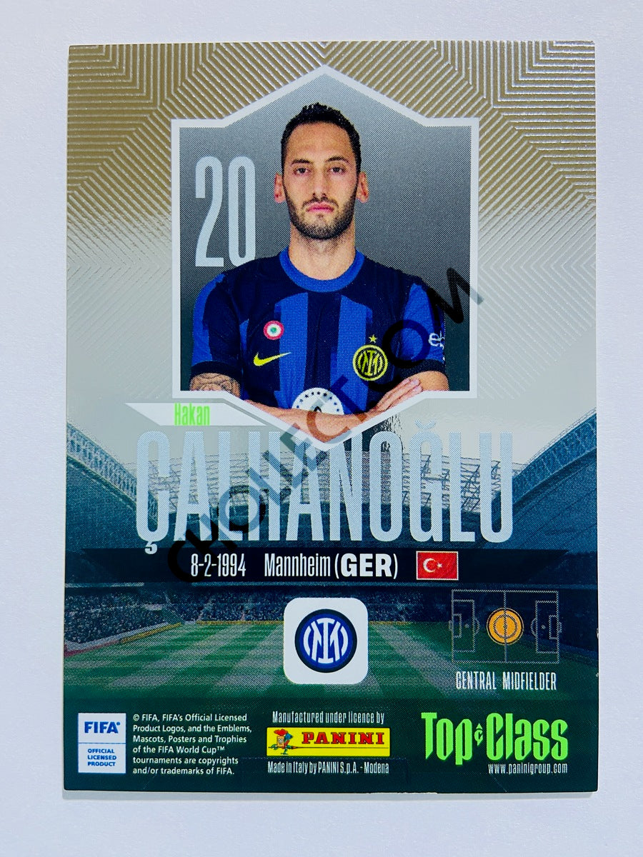 Hakan Calhanoglu - FC Internazionale Milano 2024 Panini Top Class Holo Giants #4