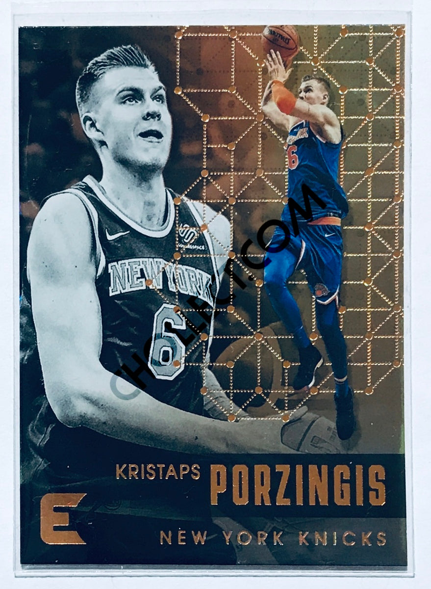 Kristaps Porzingis - New York Knicks 2017-18 Panini Essentials #153