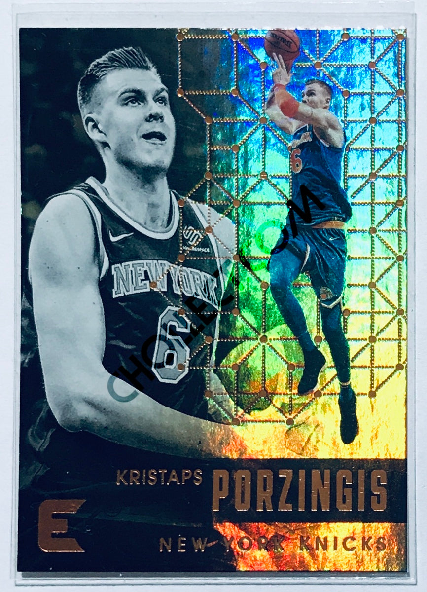 Kristaps Porzingis - New York Knicks 2017-18 Panini Essentials #153