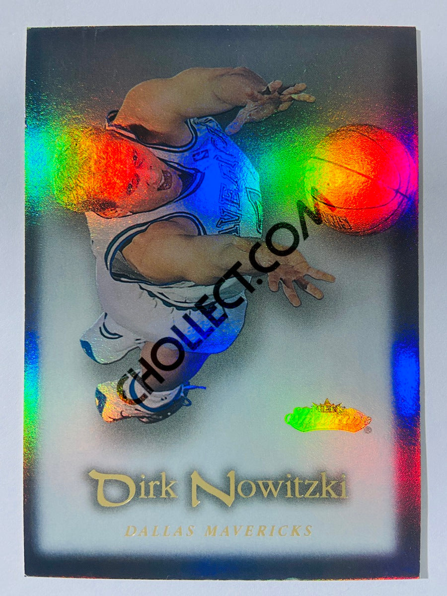 Dirk Nowitzki - Dallas Mavericks 2000-01 Fleer Showcase #31