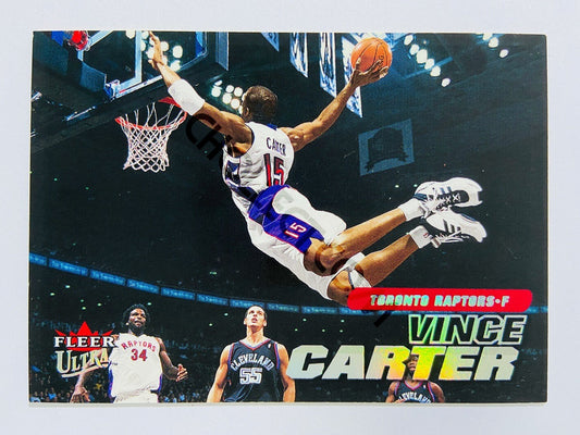 Vince Carter – Toronto Raptors 2000-01 Fleer Ultra #1