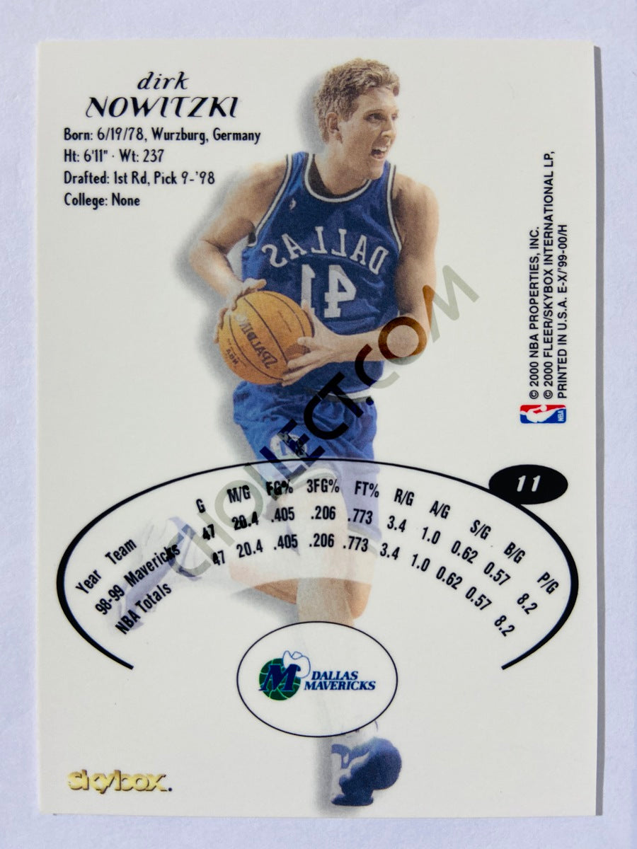 Dirk Nowitzki - Dallas Mavericks 2000 Skybox E-X #11