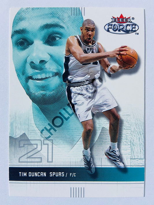 Tim Duncan - San Antonio Spurs 2001-02 Fleer Force #21