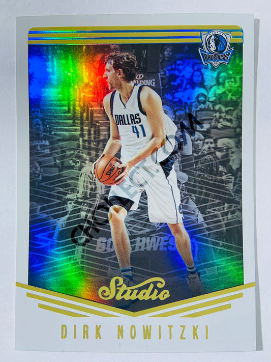 Dirk Nowitzki - Dallas Mavericks 2016-17 Panini Studio Action #9