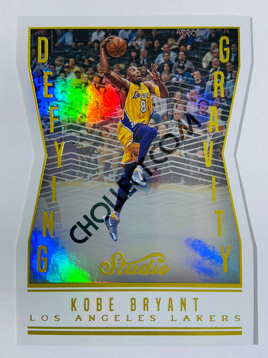 Kobe Bryant - Los Angeles Lakers 2016-17 Panini Studio Defying Gravity #16