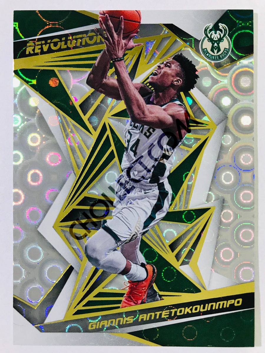 Giannis Antetokounmpo - Milwaukee Bucks 2019-20 Panini Revolution Groove #76