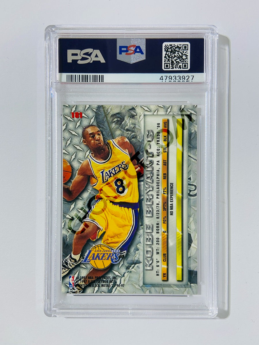 Kobe Bryant – Los Angeles Lakers 1996 Fleer Metal #181 [PSA 8] SN: 47933927