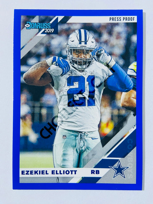 Ezekiel Elliott – Dallas Cowboys 2019-20 Panini Donruss Blue Press Proof Parallel Variation #75
