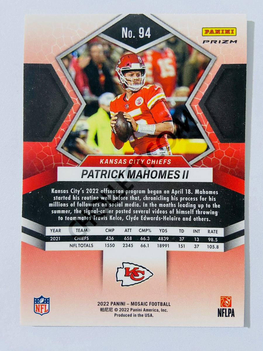 Patrick Mahomes II – Kansas City Chiefs 2022 Panini Mosaic Green Mosaic Parallel #94